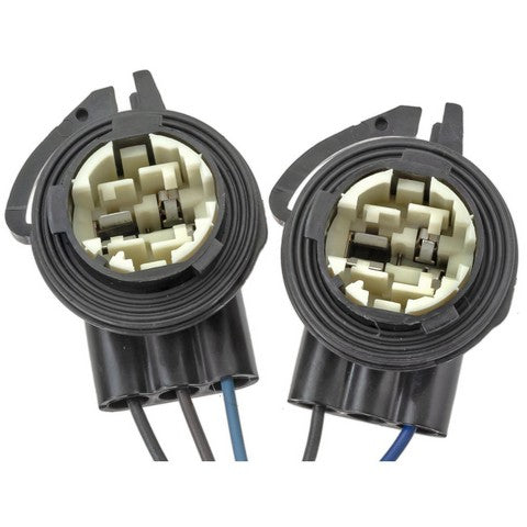 Standard Ignition Tail Light Wiring Harness P/N:S2632 Fits: Chevrolet Silverado 1500, Chevrolet Silverado 1500 Classic, Chevrolet Silverado 1500 Hd, Chevrolet Silverado 1500 Hd Classic, Chevrolet Silverado 2500, Chevrolet Silverado 2500 Hd - Image 3