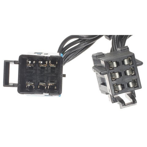 Standard Ignition Trailer Connector Kit P/N:TC524 Fits: Chevrolet Express 1500 02-00, Chevrolet Express 2500 02-00, Chevrolet Express 3500 02-00, GMC Savana 1500 02-00, GMC Savana 2500 02-00, GMC Savana 3500 02-00 - Image 3