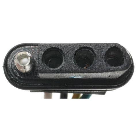 Standard Ignition Trailer Connector Kit P/N:TC558 Fits: Chevrolet Express 1500 05-03, Chevrolet Express 2500 05-03, Chevrolet Express 3500 05-03, GMC Savana 1500 2003, GMC Savana 2500 2003, GMC Savana 3500 2003 - Image 3