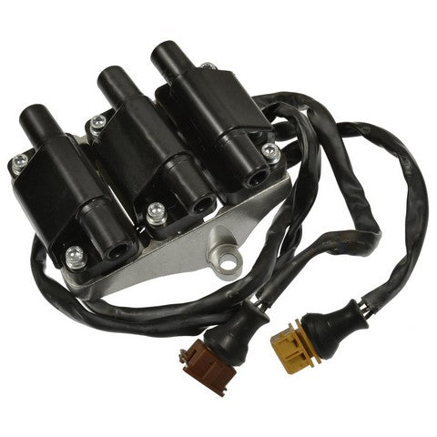 Standard Ignition Ignition Coil P/N:UF-376 Fits: Audi 100 94-92, Audi 100 Quattro 94-92, Audi 90 95-93, Audi 90 Quattro 95-93, Audi A6 98-95, Audi A6 Quattro 98-95, Audi Cabriolet 98-94 - Image 1