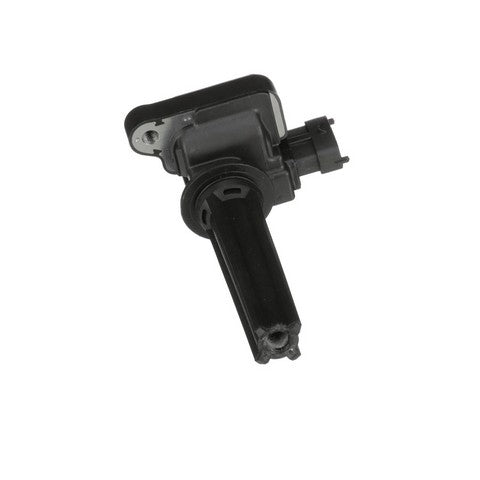 Standard Ignition Ignition Coil P/N:UF-526 Fits: Cadillac Bls 08-07, Saab 9-3 11-03, Saab 9-3x 11-10 - Image 1