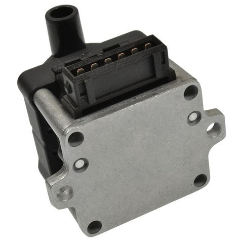 Standard Ignition Ignition Coil P/N:UF-704 Fits: Volkswagen Transporter 92-90 - Image 2