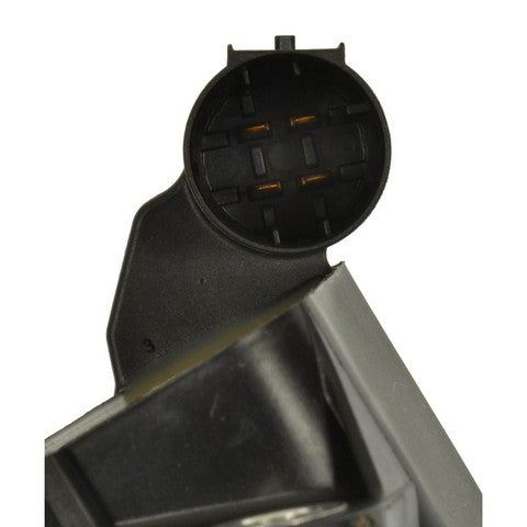 Standard Ignition Ignition Coil P/N:UF777 Fits: Mercedes-benz C400, Mercedes-benz C43 Amg, Mercedes-benz C450 Amg, Mercedes-benz Cls400, Mercedes-benz E400, Mercedes-benz E43 Amg, Mercedes-benz E450, Mercedes-benz Gl450, Mercedes-benz Glc43 Amg - Image 2
