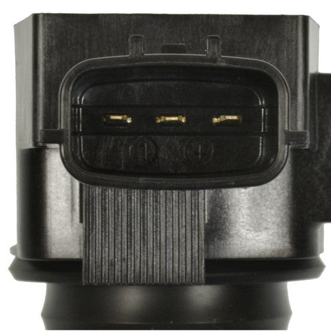 Standard Ignition Ignition Coil P/N:UF812 Fits: Nissan Nv2500 21-16, Nissan Nv3500 21-16, Nissan Titan 20-17, Nissan Titan 23-22, Nissan Titan Xd 20-16, Nissan Titan Xd 23-22 - Image 2