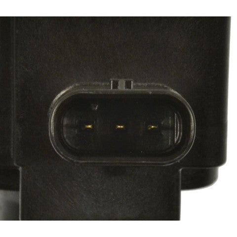 Standard Ignition Ignition Coil P/N:UF862 Fits: Jaguar E-pace 23-18, Jaguar F-pace 24-17, Jaguar F-type 21-18, Jaguar Xe 20-18, Jaguar Xf 23-17 - Image 2