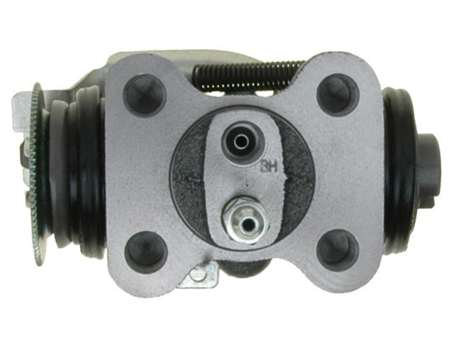 Raybestos Brakes Drum Brake Wheel Cylinder P/N:WC370233 Fits: Chevrolet W3500 Tiltmaster 03-99, GMC W3500 Forward 03-99, Isuzu Npr 03-99 - Image 3