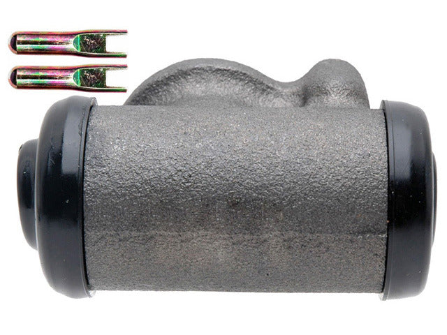 Raybestos Brakes Drum Brake Wheel Cylinder P/N:WC37319 Fits: International 1652sc, International 2554, International 2574, International 2654, International 2674, International 3900fc, International 400, International 500, International Ms - Image 2