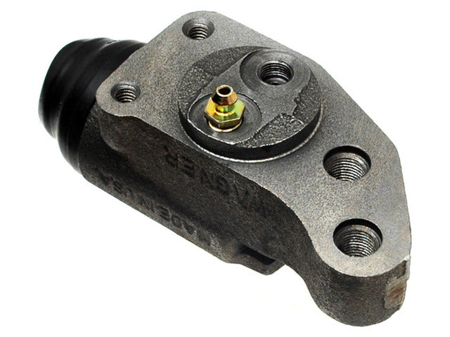 Raybestos Brakes Drum Brake Wheel Cylinder P/N:WC37761 Fits: International 1652sc, International 1724, International 1824, International 2554, International 2574, International 2654, International 2674, International 3600, International 3700 - Image 1