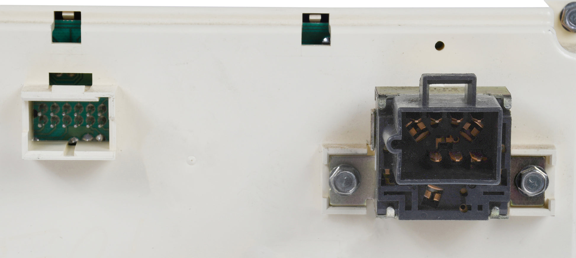 CARDONE Reman HVAC Control Module P/N:4C-1024 Fits: Chevrolet Silverado 1500, Chevrolet Silverado 1500 Hd, Chevrolet Silverado 2500, Chevrolet Silverado 2500 Hd, Chevrolet Silverado 3500, Chevrolet Suburban 1500, Chevrolet Suburban 2500, Chevrolet Tahoe - Image 2