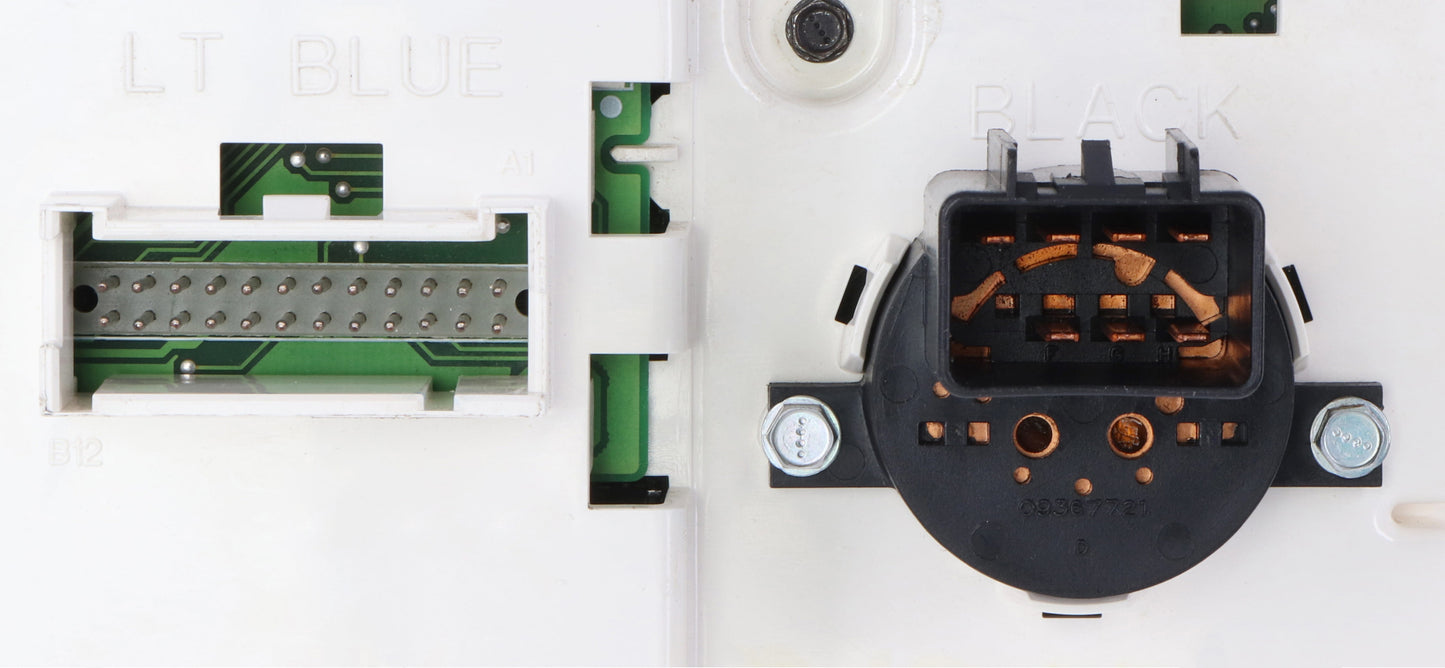 CARDONE Reman HVAC Control Module P/N:4C-1033 Fits: Cadillac Escalade, Cadillac Escalade Esv, Cadillac Escalade Ext, Chevrolet Avalanche 1500, Chevrolet Avalanche 2500, Chevrolet Silverado 1500, Chevrolet Silverado 1500 Classic - Image 3